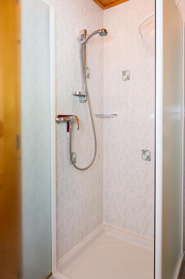 Abondance Chambre D'Hote La Petite Bergerie מראה חיצוני תמונה