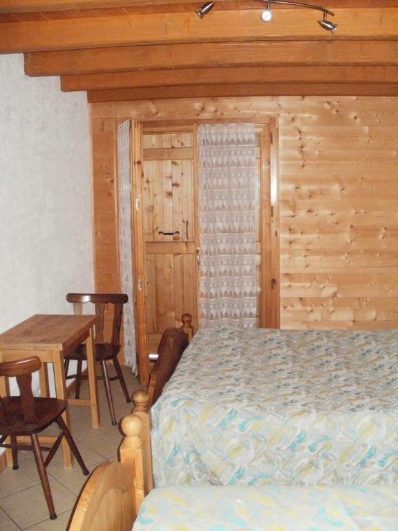Abondance Chambre D'Hote La Petite Bergerie מראה חיצוני תמונה